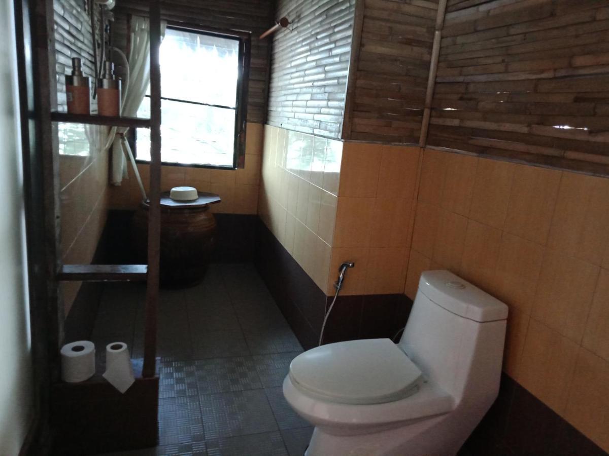 Wetlandcamp บ้านชายเล Phatthalung Exterior foto
