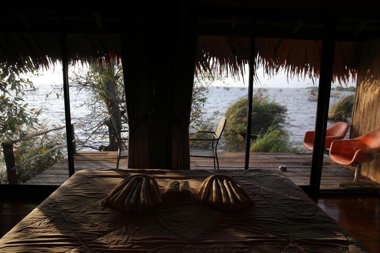 Wetlandcamp บ้านชายเล Phatthalung Exterior foto
