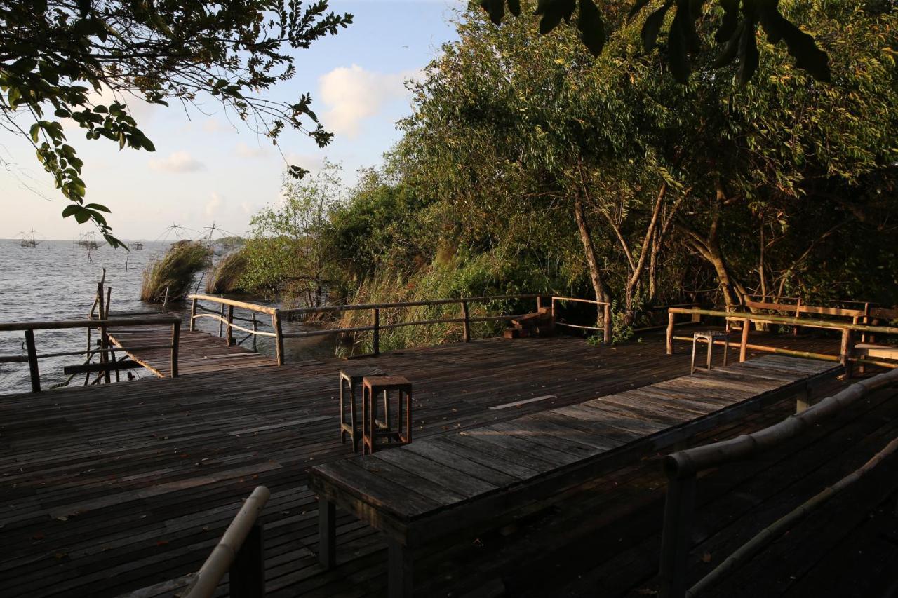 Wetlandcamp บ้านชายเล Phatthalung Exterior foto